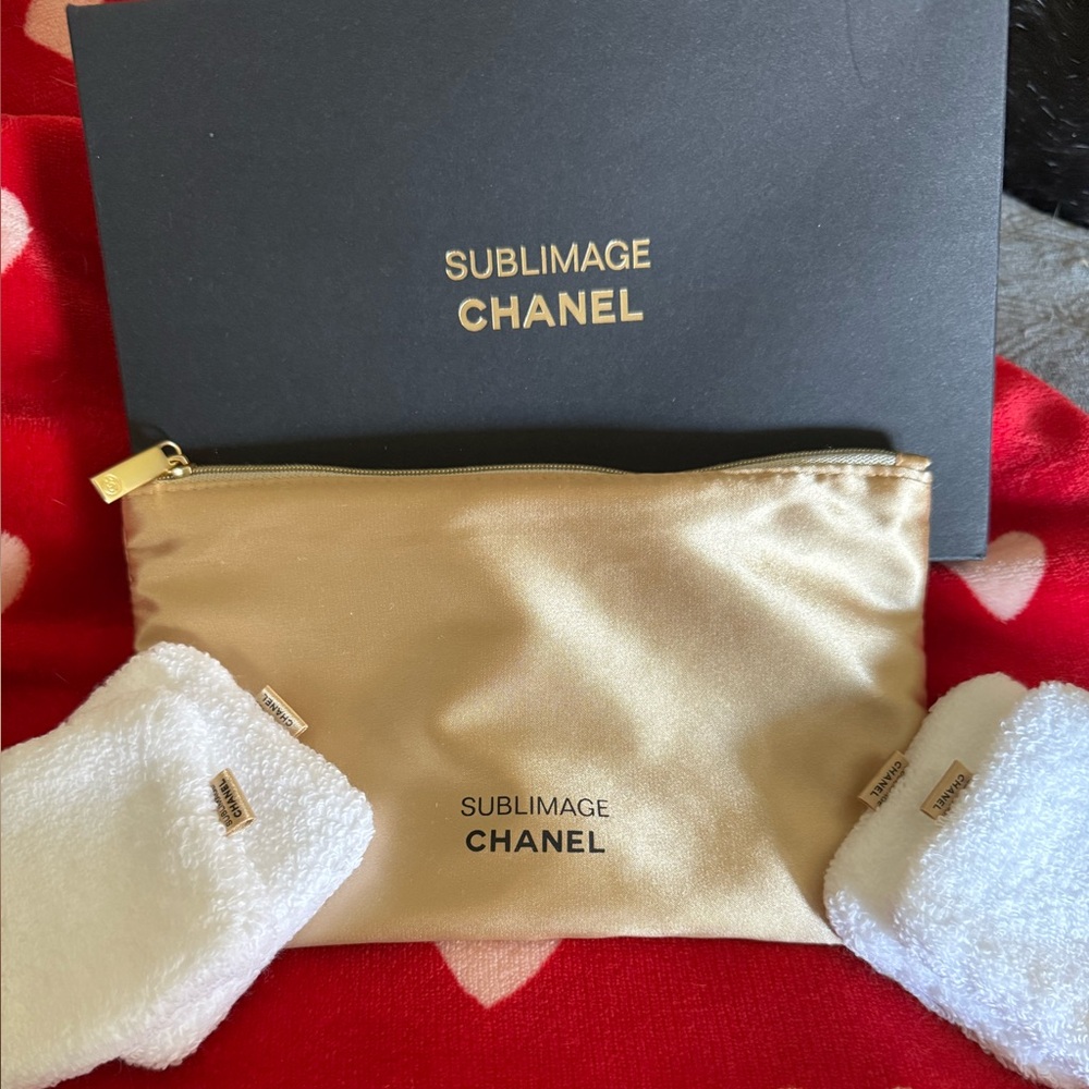 Chanel SUBLIMAGE Authentic GWP Gold Pouch 4 face cloths Eye Sleep Mask NIB